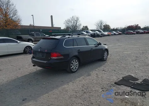 2013 Volkswagen Jetta Sportwagen 2.0L Tdi z USA, uszkodzony, nr VIN 3VWPL7AJ8DM692353